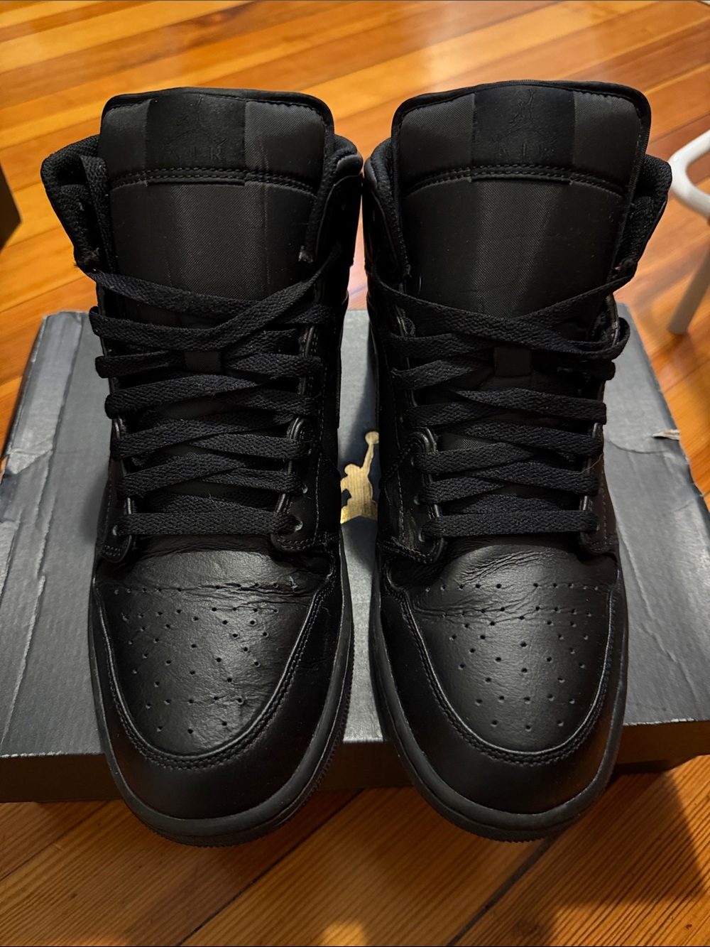 Nike Air Jordan 1 MiID Black High-Top Men's Sneakers